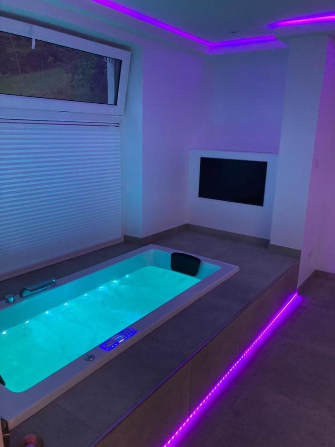 Wellness Ferienhaus 梅谢尼希 外观 照片